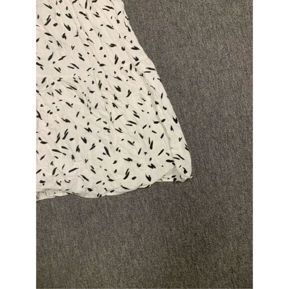 Black and white Patterned Sundress - Picture 3 of 7